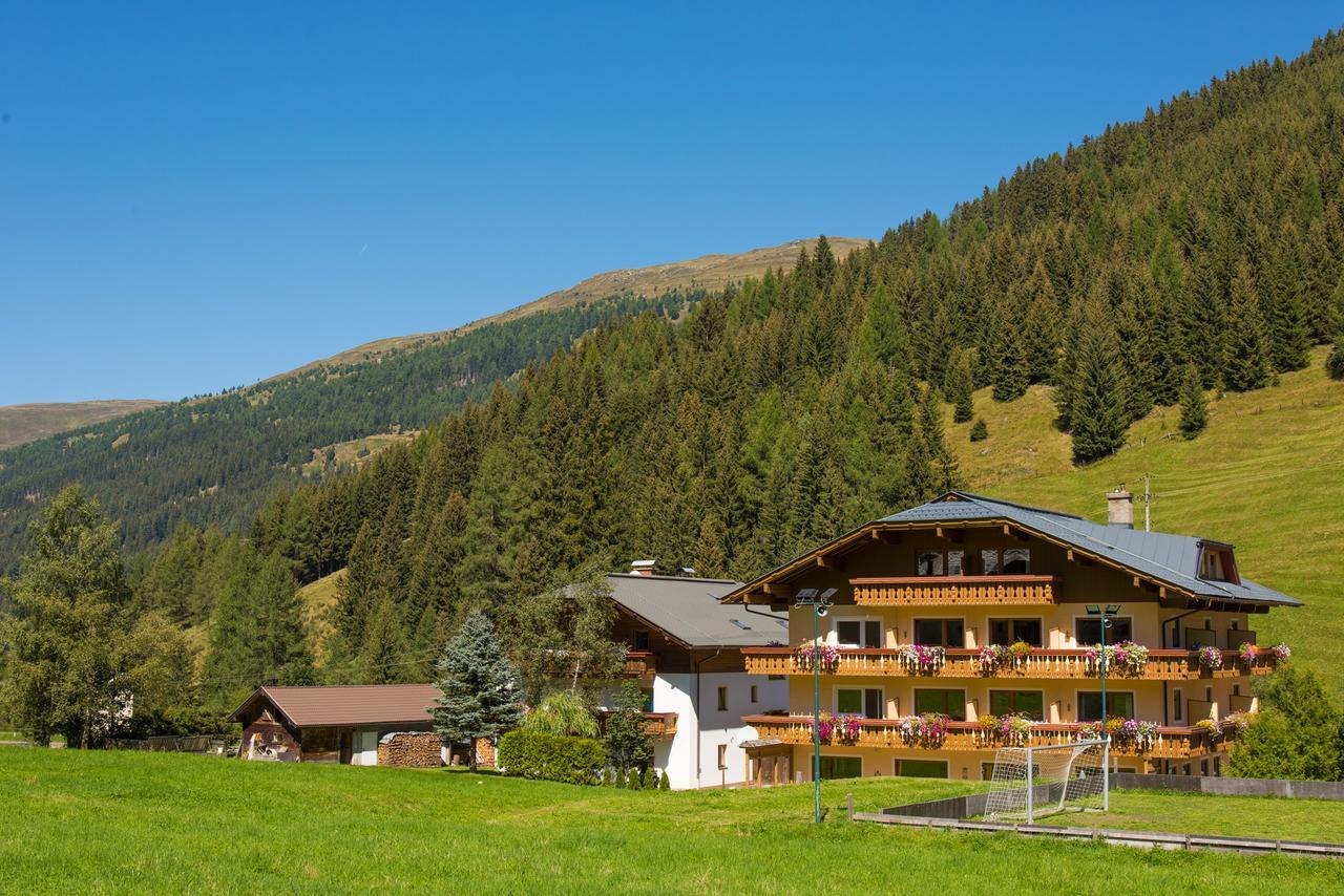 Hotel Zirbenhof Innerkrems Exteriér fotografie